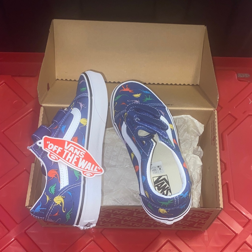 NWT Kids Vans Navy Dinosaur Sneakers
